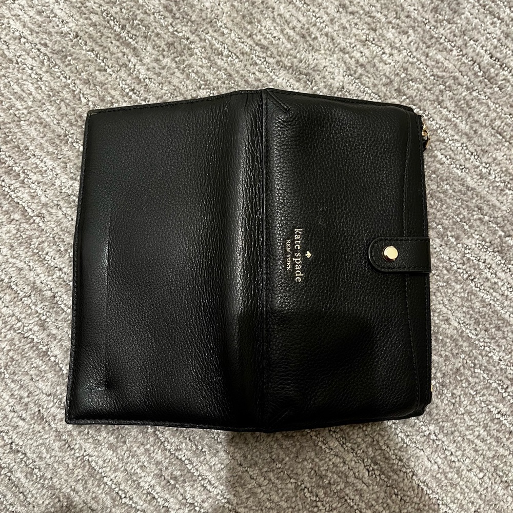 Kate Spade Wallet - Picture 5 of 6